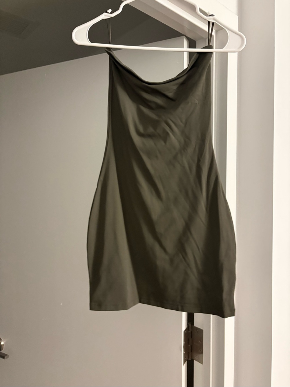 Aritzia Contour Mini Tube Size Small Dark Olive NWOT - Picture 3 of 3